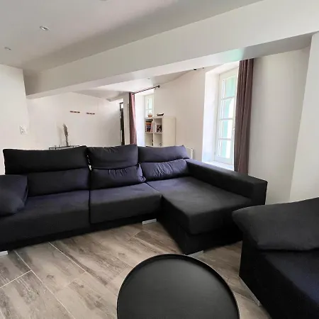 Maison Familiale 4 Ch 2 Min Cite Et Remparts