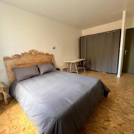 Holiday home Au Pied De La Cite